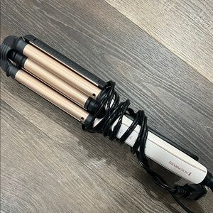 Remington Triple Barrel Hair Waver in Black and Gold